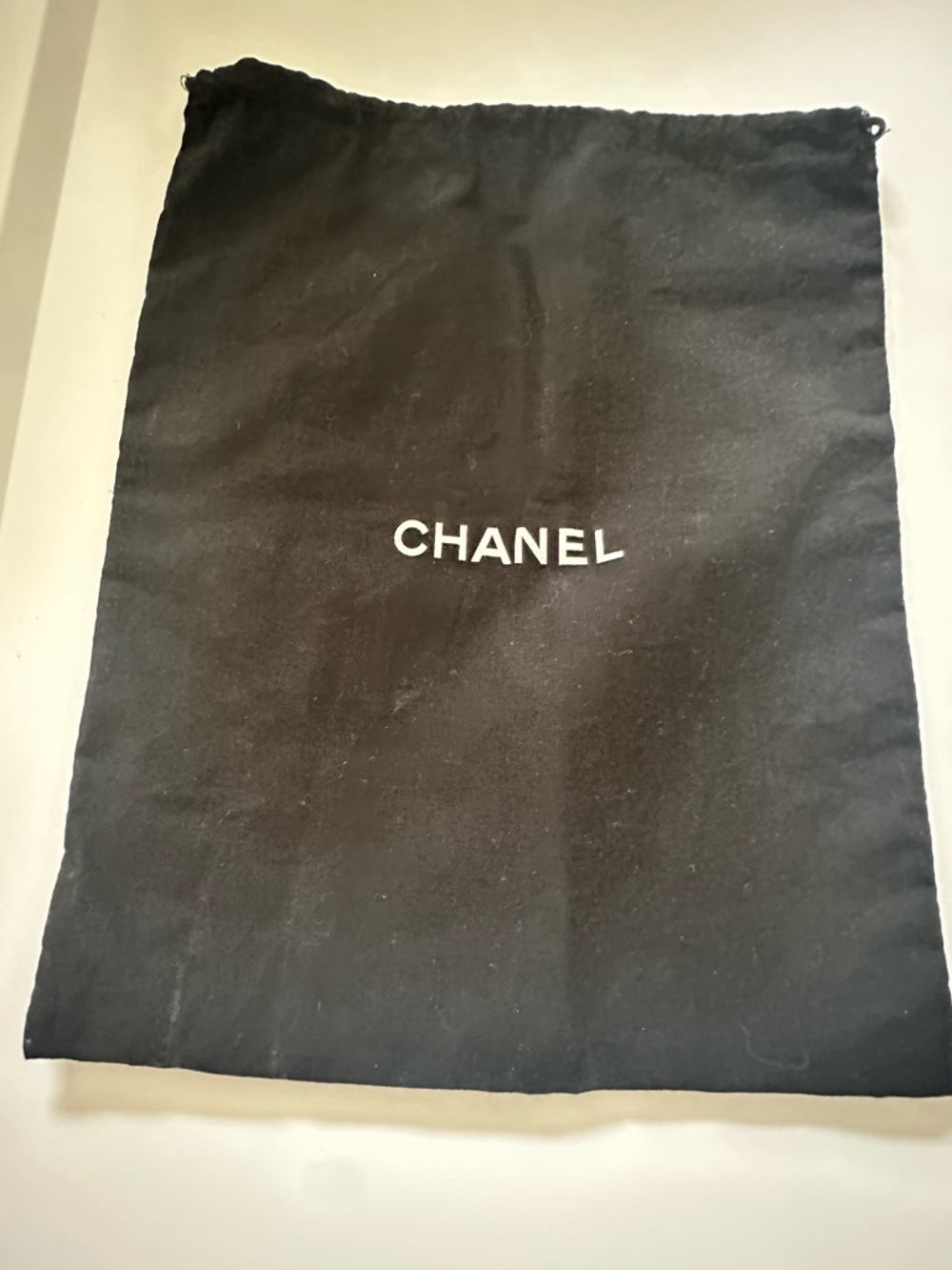 CHANEL Black Dust bag with White Logo - Picture 2 of 3